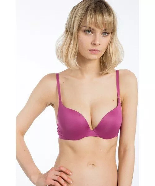 Sloggi 70A dydžio tamsiai violetinės spalvos push-up liemenėlė Wow Breeze WHU