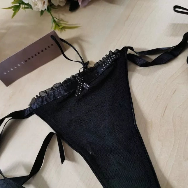 Sisley Underwear XS(34) dydžio juodos spalvos stringai 10020