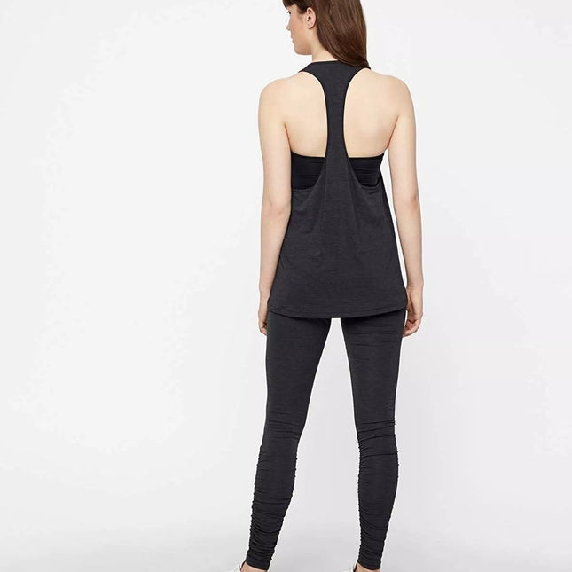 Triumph M(38) dydžio juodos spalvos sportiniai  apatiniai marškinėliai women move FLOW Tank Top