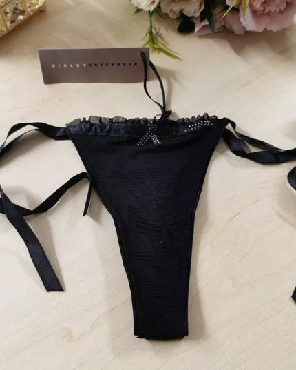 Sisley Underwear XS(34) dydžio juodos spalvos stringai 10020