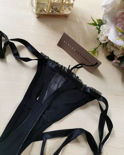 Sisley Underwear XS(34) dydžio juodos spalvos stringai 10020