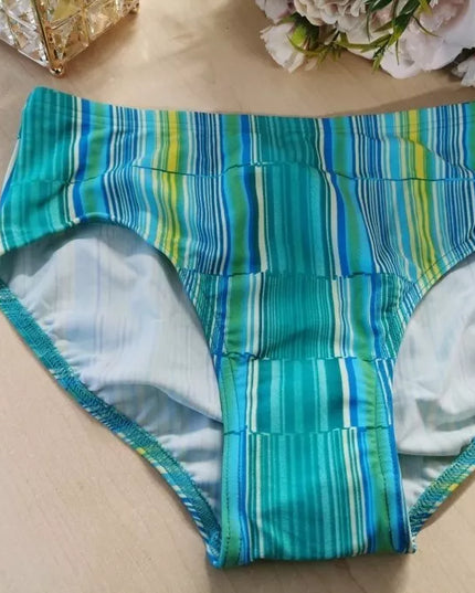 Triumph 38(M) dydžio margos maudymosi kostiumėlio kelnaitės Shape ZTE 13222