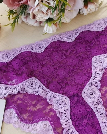 Triumph M(38) dydžio violetinės spalvos neriniuotos kelnaitės Brief Lace Lace Hipster