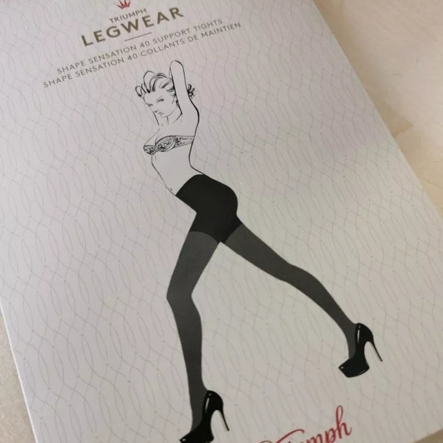 Triumph M(38) S(36) dydžio 40DEN juodos spalvos pėdkelnės Shape sensation 18951 black