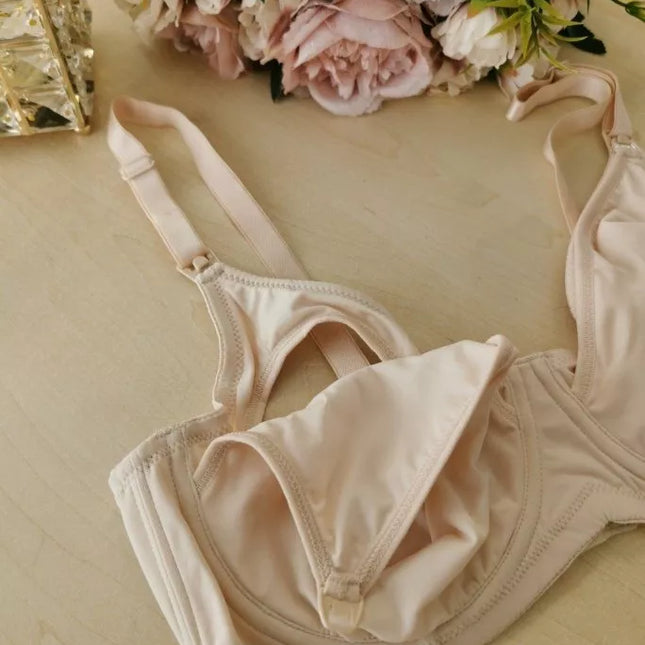 Triumph 80C 85D dydžio smėlio spalvos liemenėlė maitinančiai Maternity W