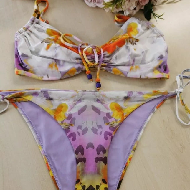 Beldona 40D/40 dydžio dviejų dalių margintas raštais maudymosi kostiumėlis BAHAMAS