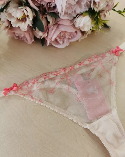 Hunkemoller XL(42) dydžio persiko spalvos stringai Peach Nectar 112651005