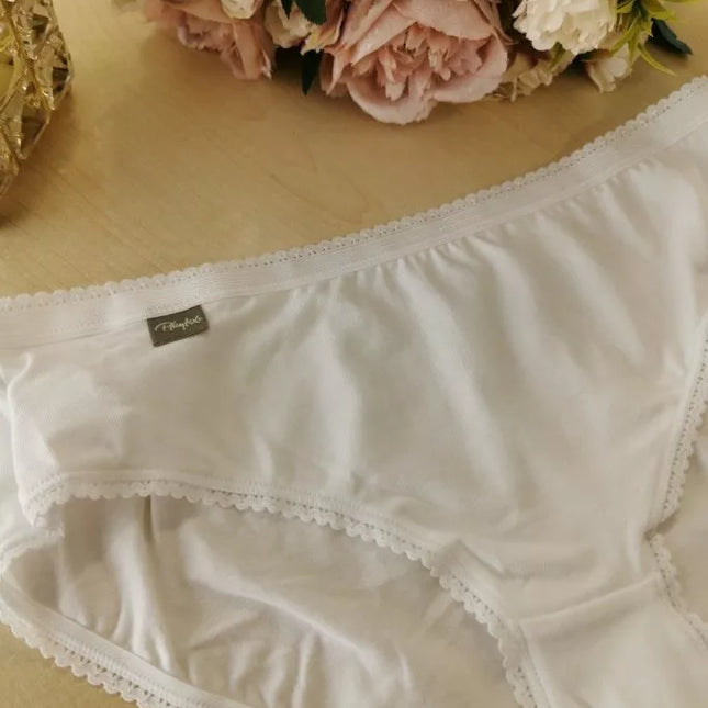 Playtex 40(L) dydžio baltos medvilninės kelnaitės P00BN