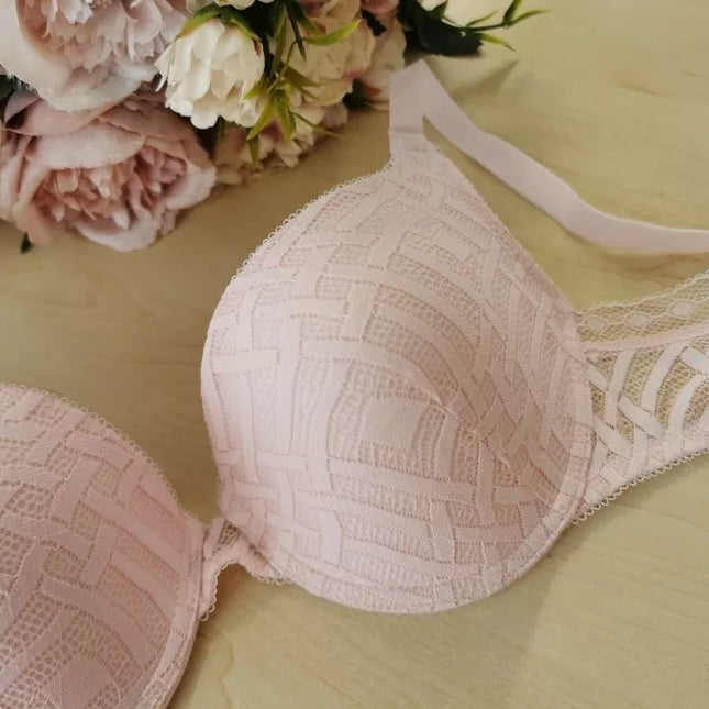 Epure Lise Charmel 70B dydžio rausva liemenėlė Tressage Dentelle Rose
