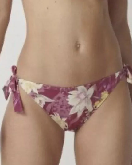 Triumph 38(M) dydžio rožinės gėlėtos maudymosi kelnaitės Botanical Leaf Tai
