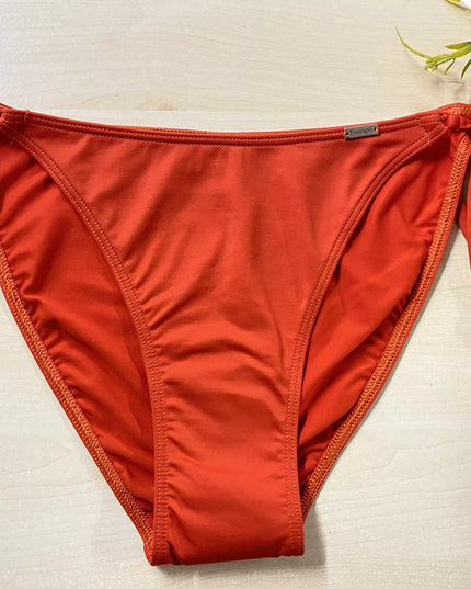 Triumph 38(M) dydžio oranžinės spalvos maudymosi kelnaitės 4 Yr Style 13 SD Tanga
