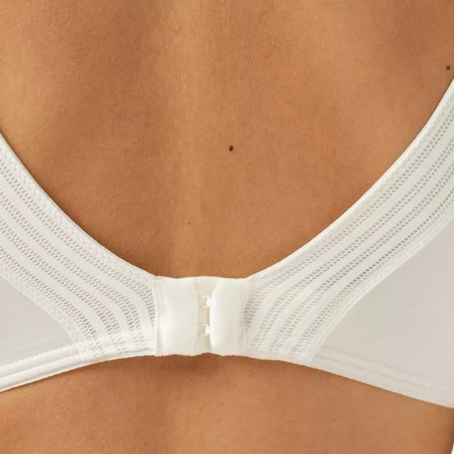 Sloggi XS+(34+)  XL+(42+) dydžio vanilės spalvos  liemenėlė  Wow Embrace P