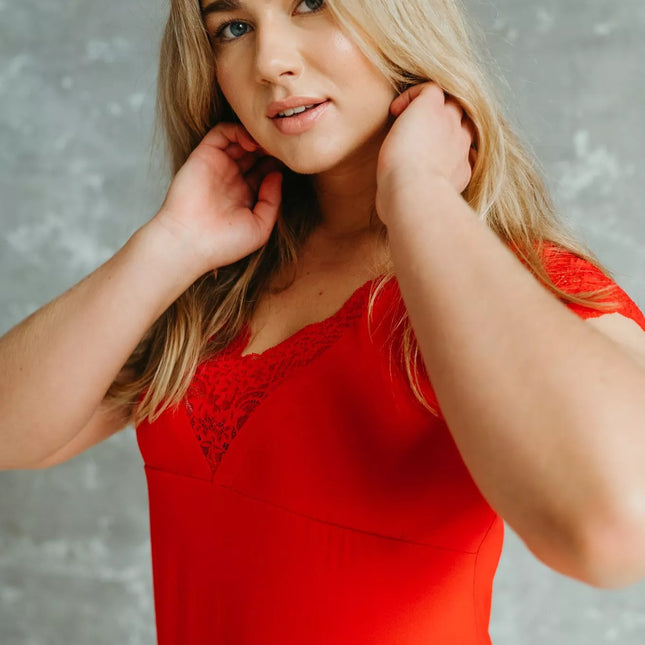 ShaSha viskoziniai raudonos spalvos naktinukai su nėriniais ASTER