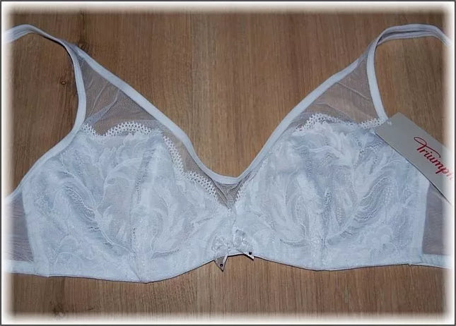 Triumph 70C balta liemenėlė Jade W