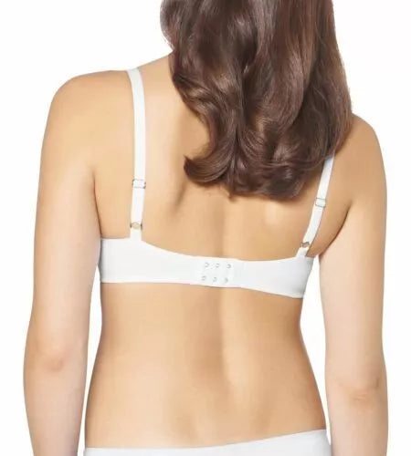 Triumph 95C dydžio baltos spalvos liemenėlė body makeup essentials WP