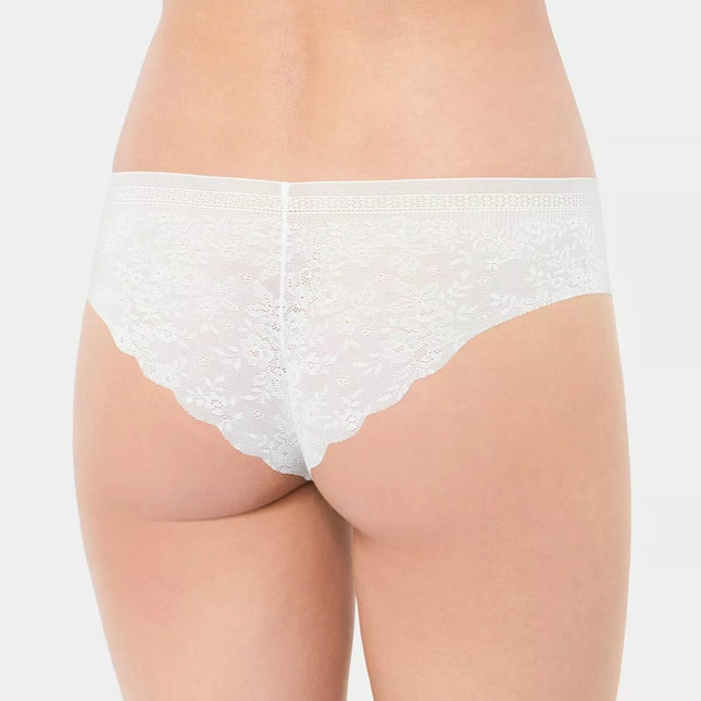 Sloggi S(36)  dydžio pieno spalvos minkštos gifiūrinės kelnaitės Zero Lace Hipster