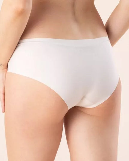 Sloggi XL dydžio baltos spalvos kelnaitės Zero Feel Hipster