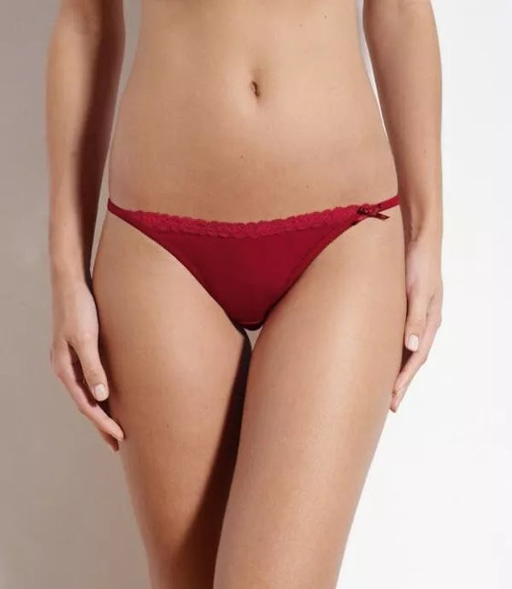 Sloggi raudonos spalvos L dydžio stringai Light string N