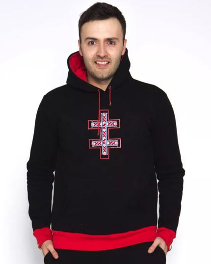 Sofa Killer juodas džemperis su tautinėm juostom