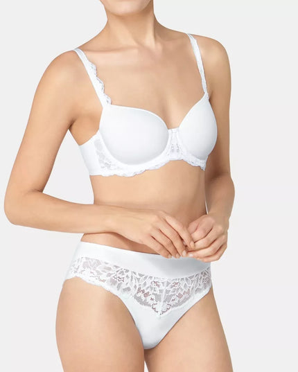 Triumph 90E baltos spalvos soft liemenėlė Amourette Charm WP