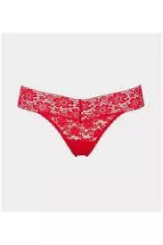 Triumph raudonos spalvos M dydžio stringai Brief Lace String