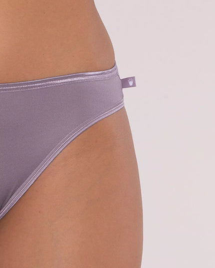 Triumph melsvos 38 46 dydžio kelnaitės Be pure Tai