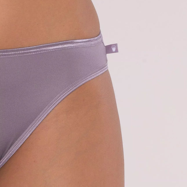 Triumph melsvos 38 46 dydžio kelnaitės Be pure Tai